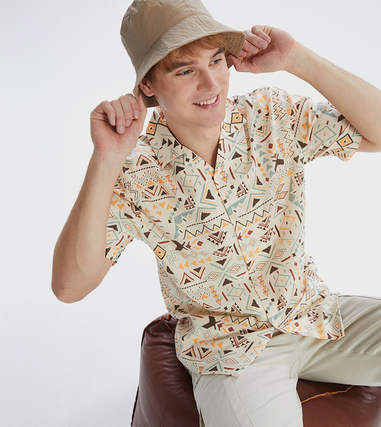 Patterned Revere Collar Shirt
