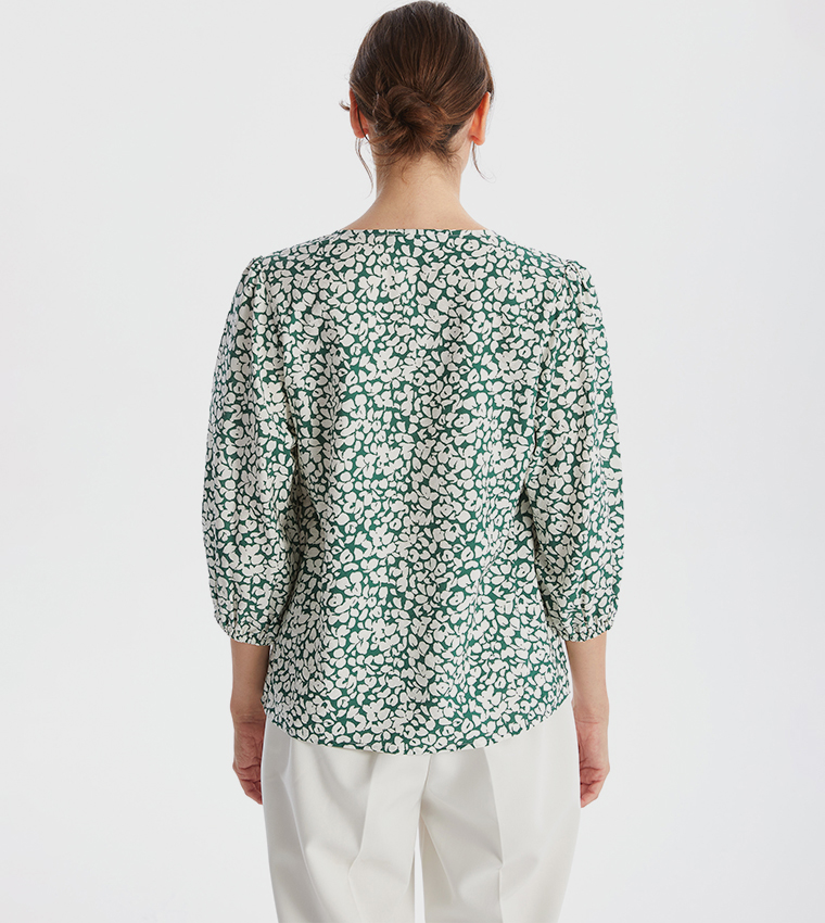 Floral Printed V-Neck Top