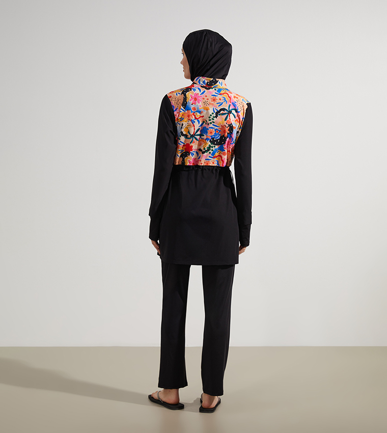 Patterned Stand Up Collar Long Sleeves Hijab Swimsuit Set