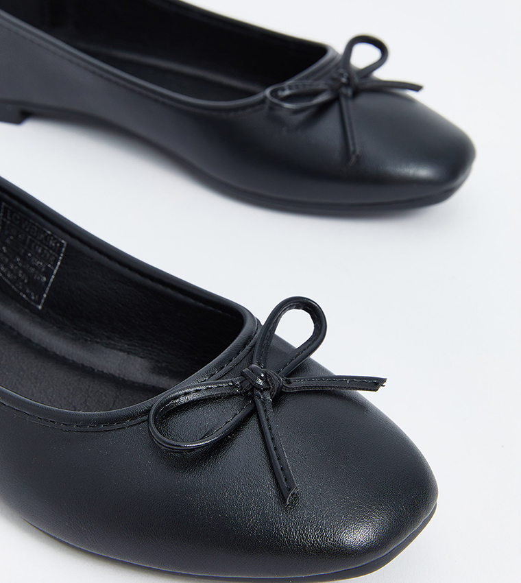 Bow Detail Almond Toe Ballerinas