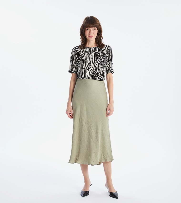 Patterned Short Sleeves Top