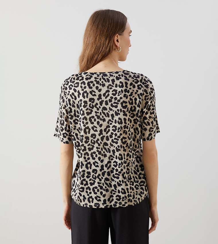 Animal Printed Short Sleeves T-Shirt