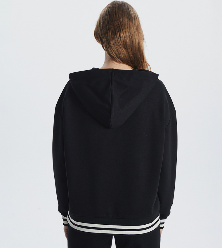 Contrast Trim Long Sleeves Hoodie
