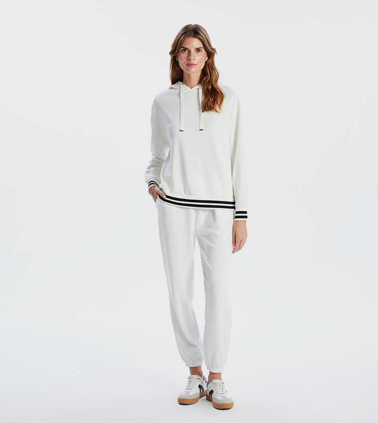 Contrast Trim Long Sleeves Hoodie