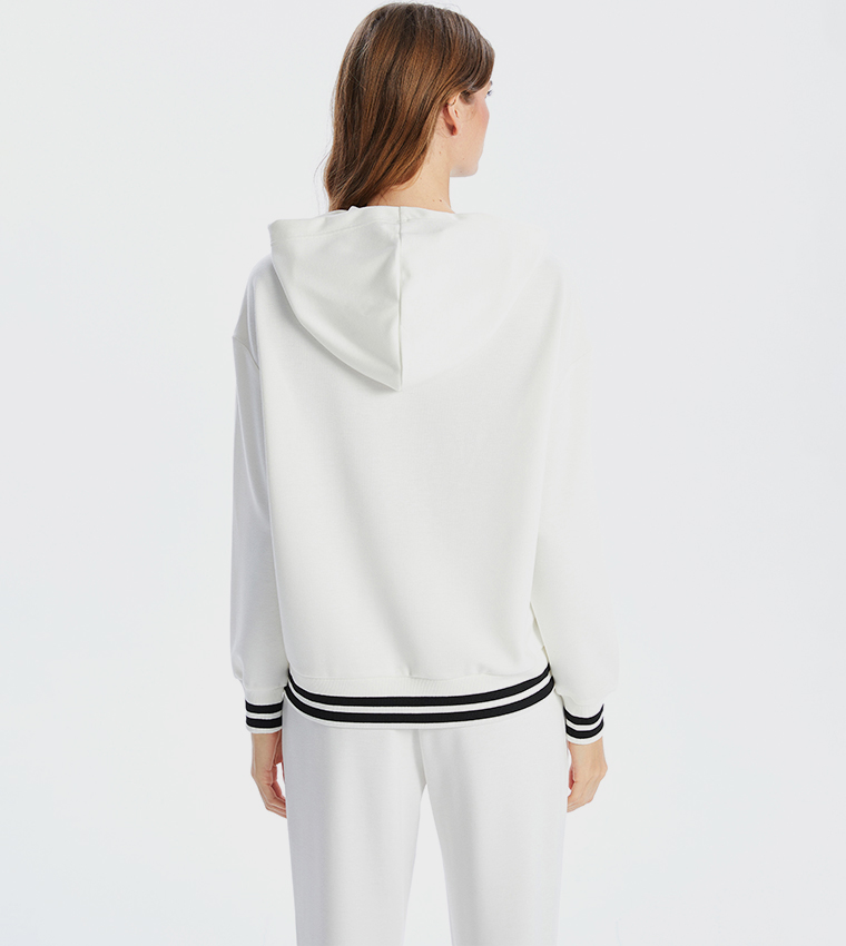 Contrast Trim Long Sleeves Hoodie