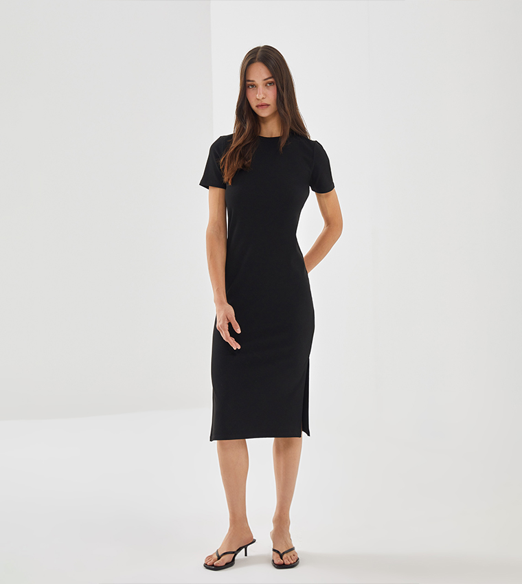 Ribbed Short Sleeves Slit Midi Dress
