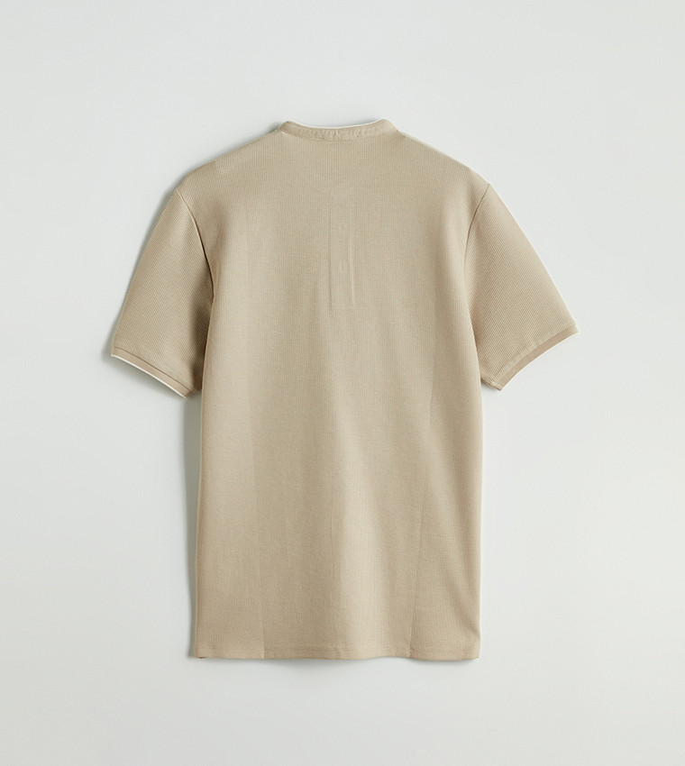 Textured Short Sleeves T-Shirt