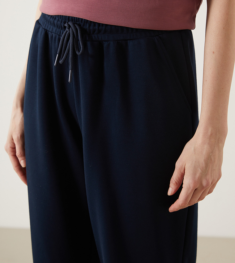 جوغر سادة بخصر مرن 