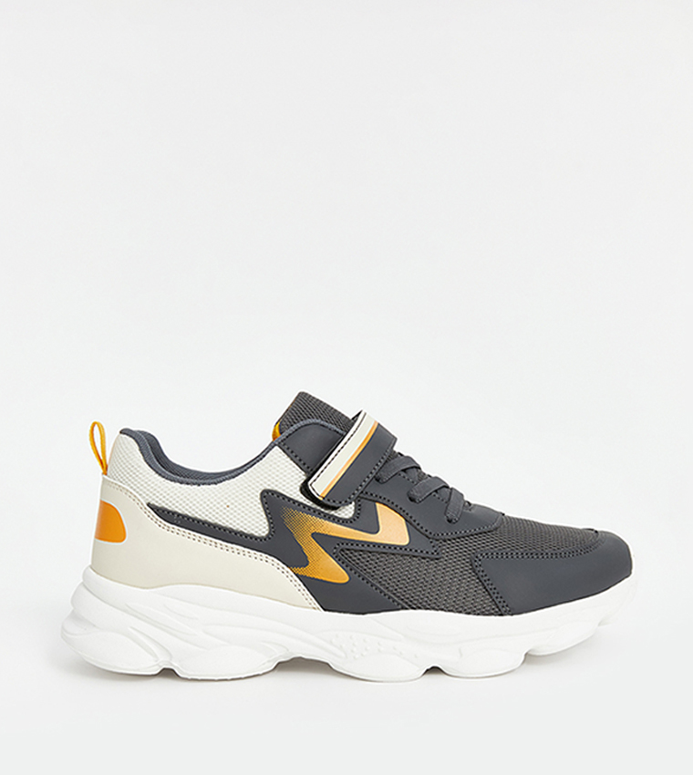 Color Block Velcro Closure Sneakers