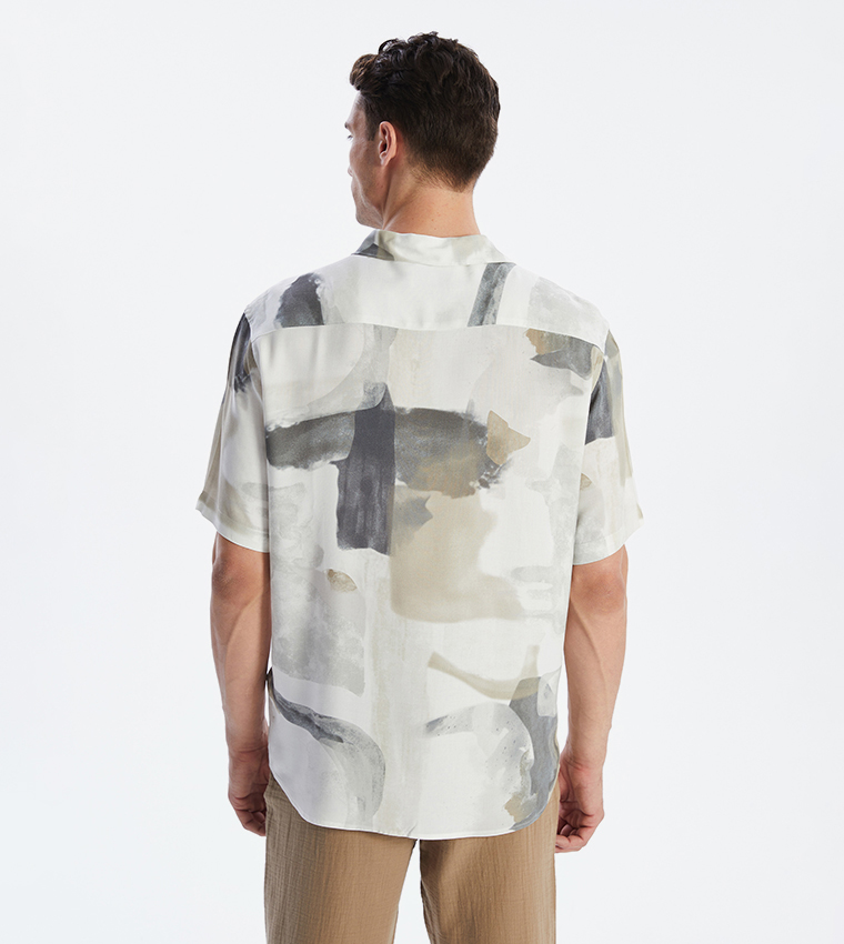 Patterned Short Sleeves Shirt