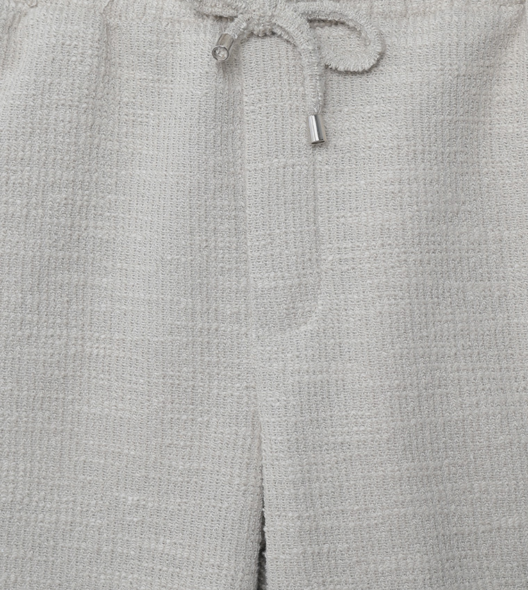 Drawstring Waist Standard Fit Shorts