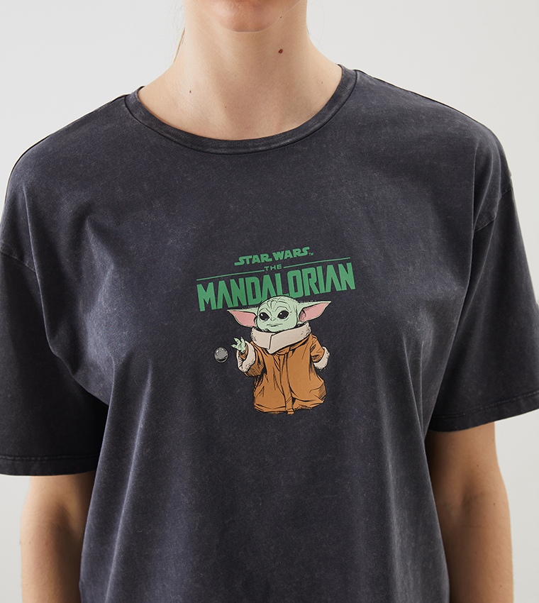 The Mandalorian Printed Crew Neck T-Shirt