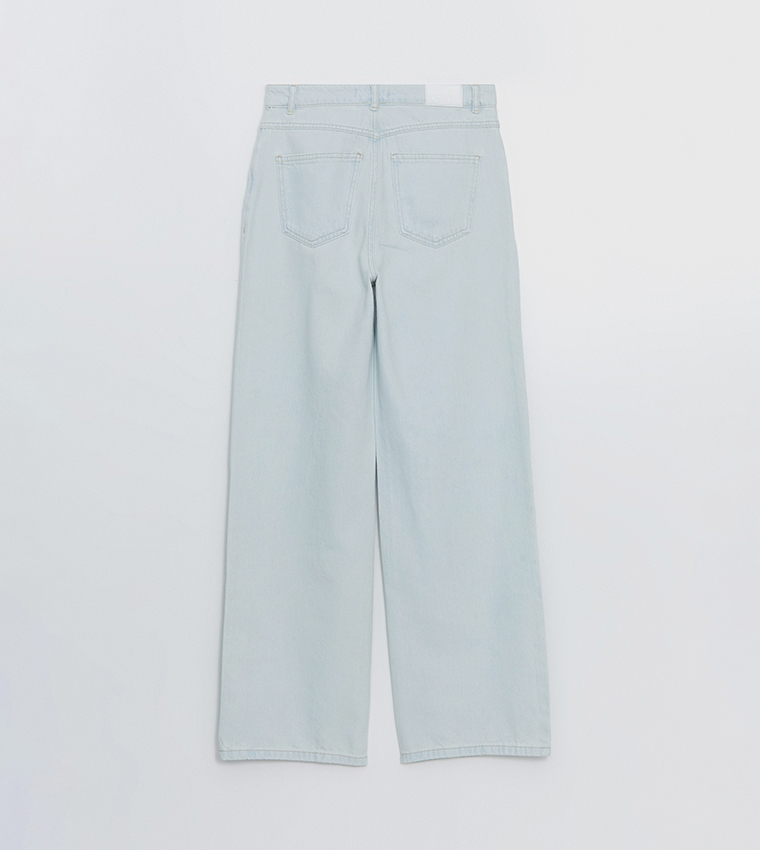 Button Closure Wide Leg Jeans