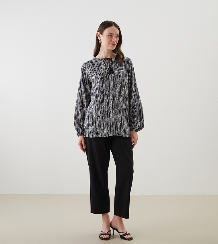 Printed Tie Neck Long Sleeves Top