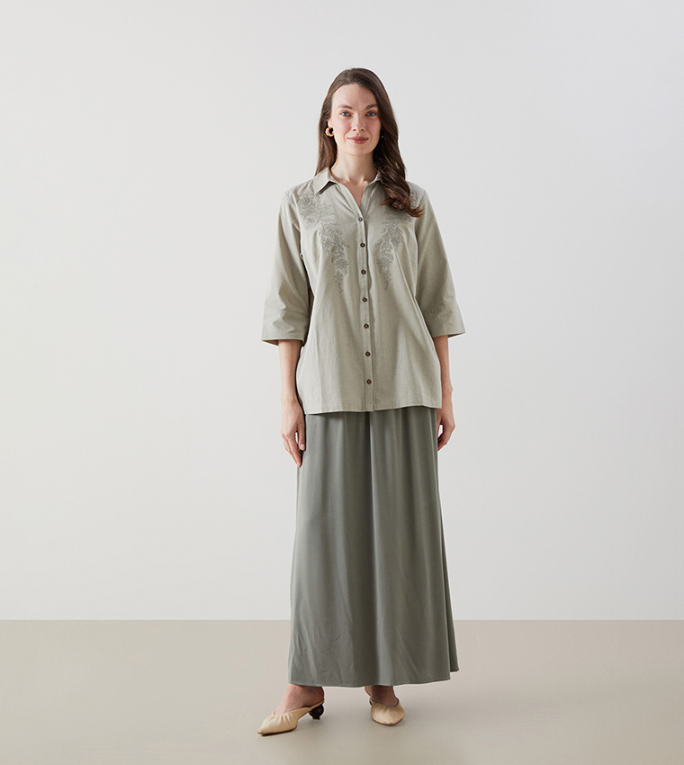 Embroidered 3/4 Sleeves Shirt