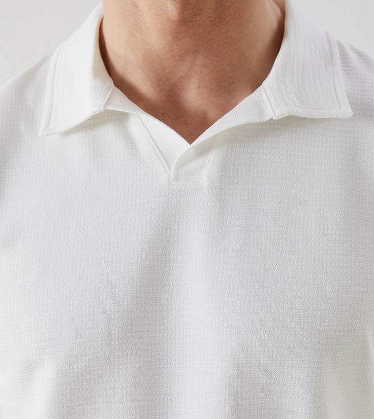 Textured Short Sleeves Polo T-Shirt