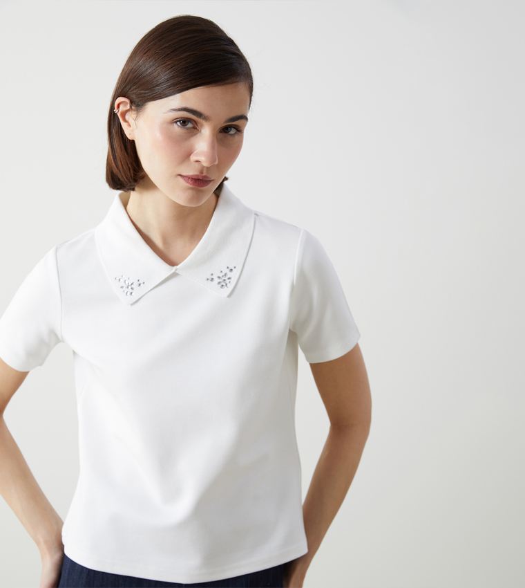 Embellished Collared Short Sleeves Top