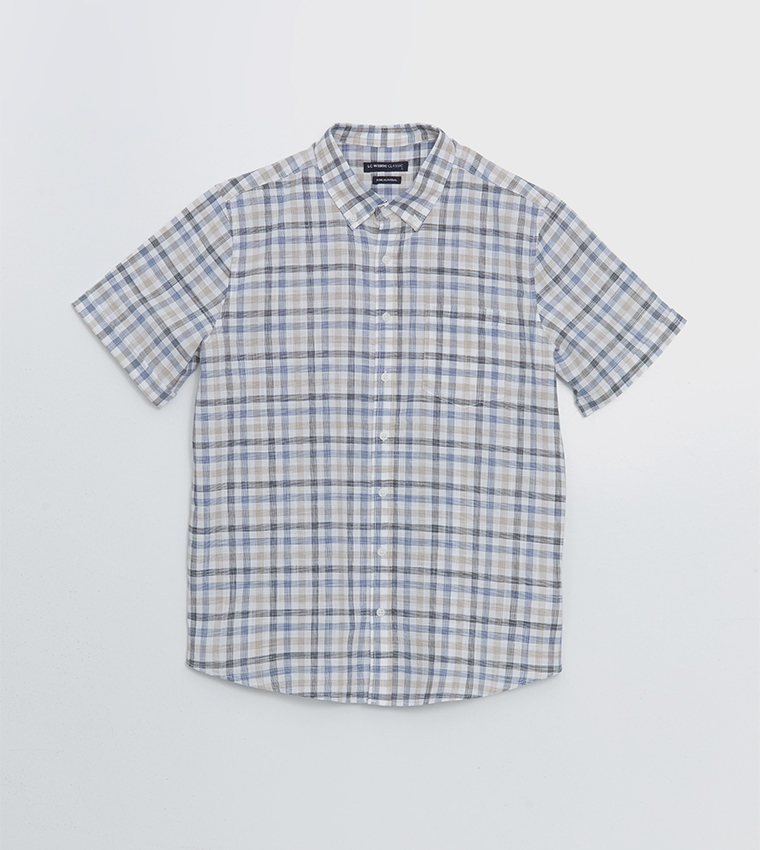 Plaid Button-Down Collar Shirt