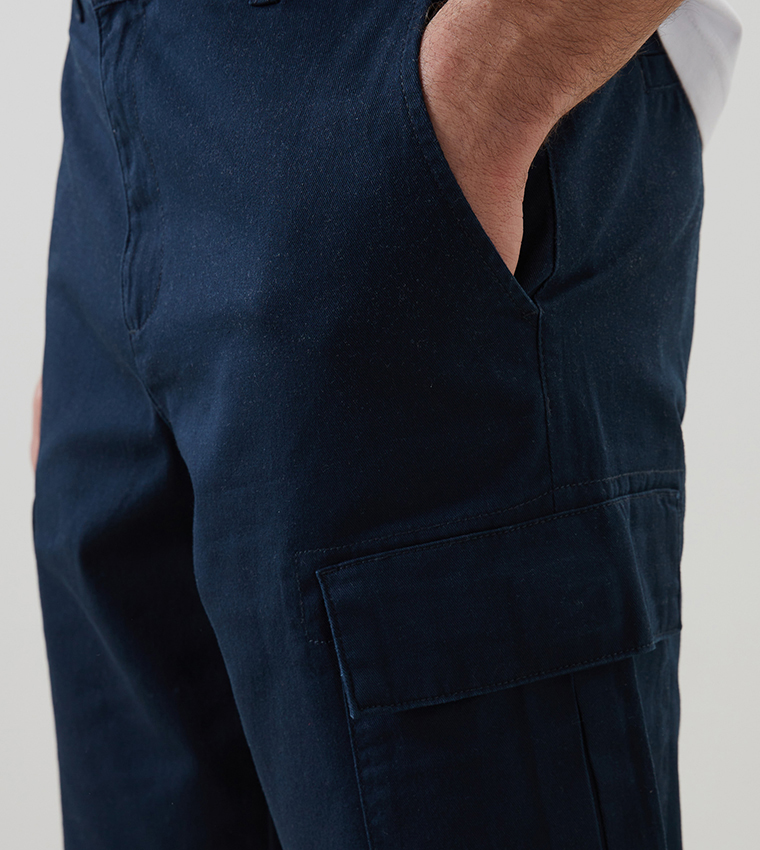 Solid Relaxed Fit Cargo Shorts