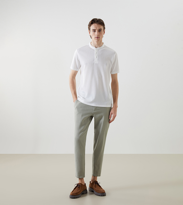 Textured Stand Collar Short Sleeves T-Shirt