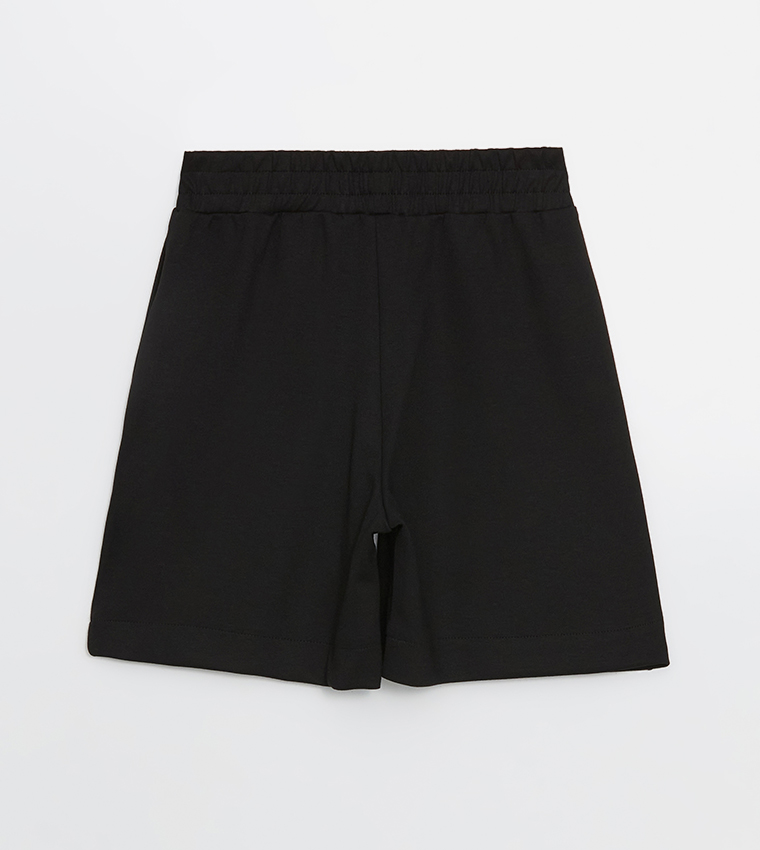 Solid Elastic Waist Shorts