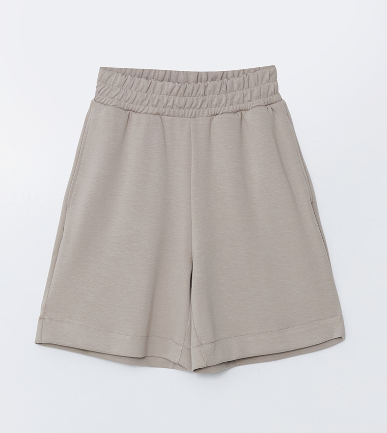 Solid Elastic Waist Shorts