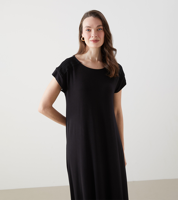 Lace Detail Crew Neck Midi Dress