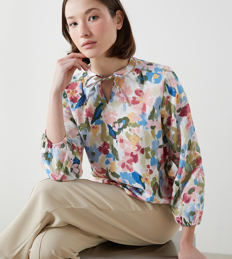 Patterned Tie-Up Neck Long Sleeves Top