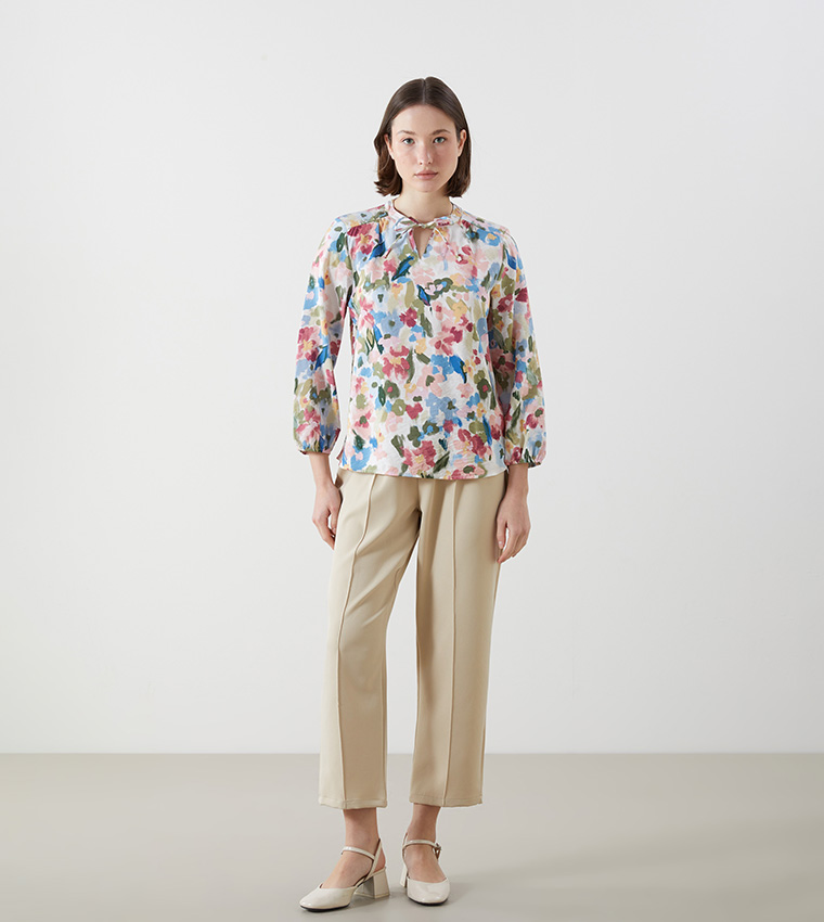 Patterned Tie-Up Neck Long Sleeves Top