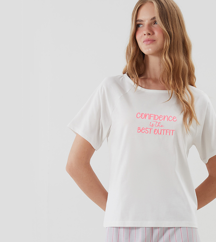 Embroidered Crew Neck Pyjama Set