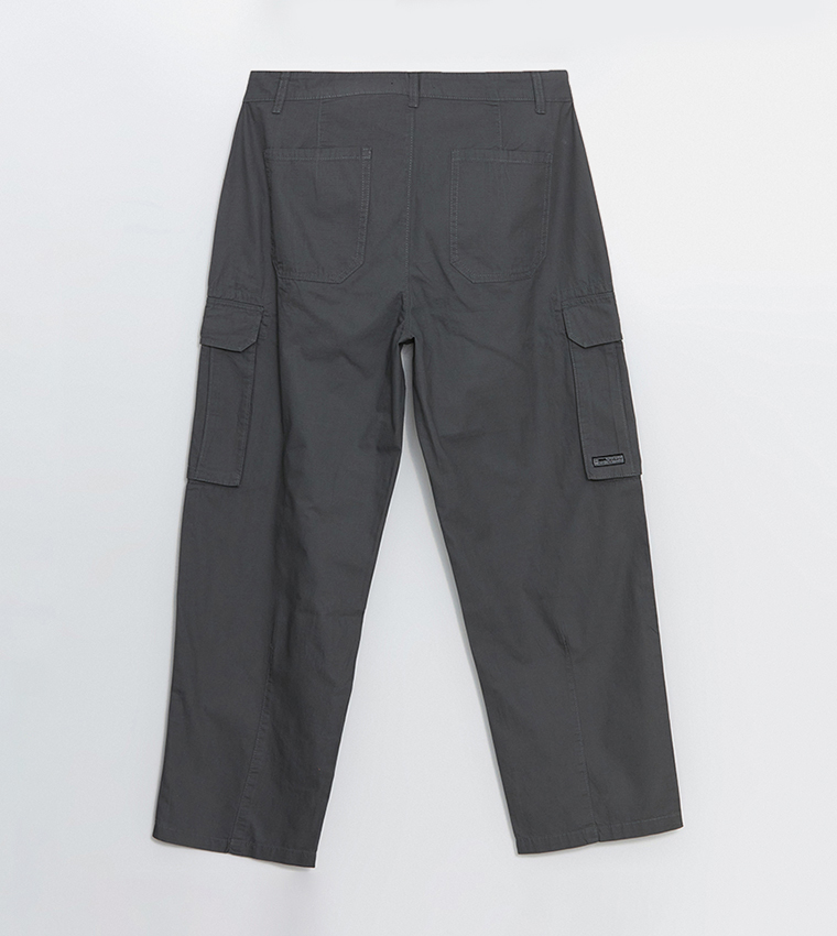 Mid-Rise Relaxed Fit Cargo Trousers