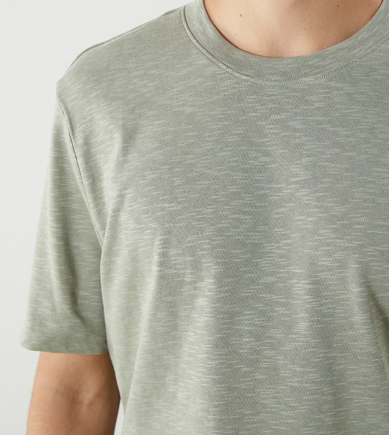 Solid Short Sleeves T-Shirt