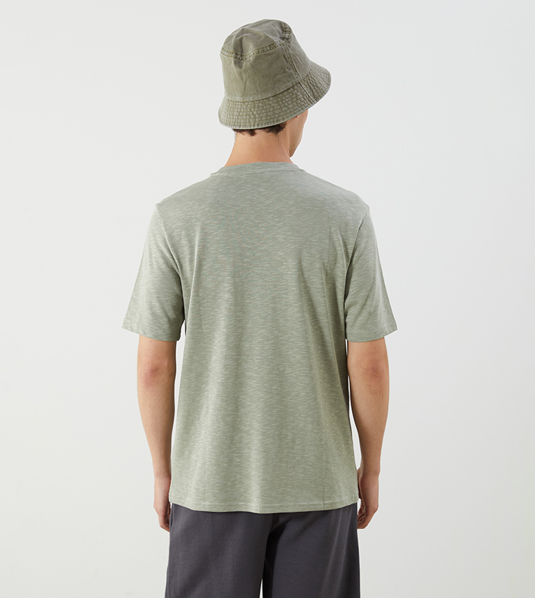 Solid Short Sleeves T-Shirt