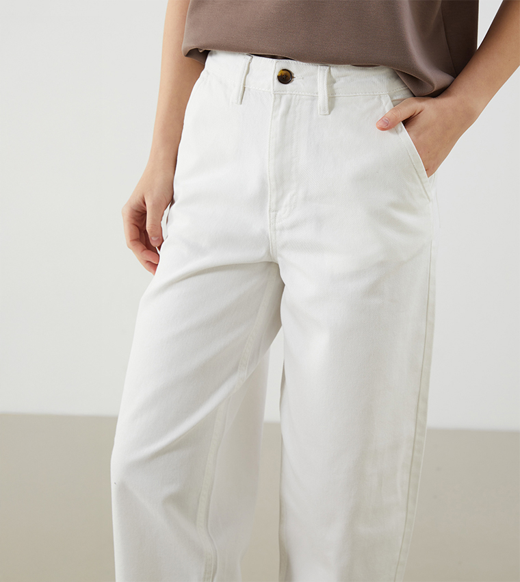 Washed High Waist Straight Fit Jeans