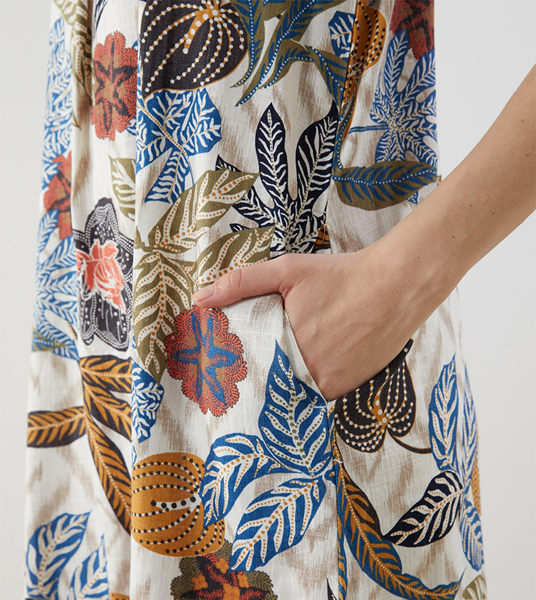 Printed Sleeveless Woven Dress