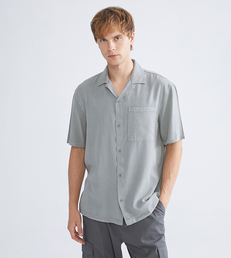 Regular Fit Short Sleeves Gabardine Shirt