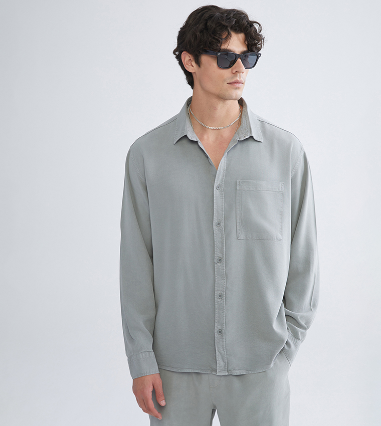 Regular Fit Short Sleeves Gabardine Shirt