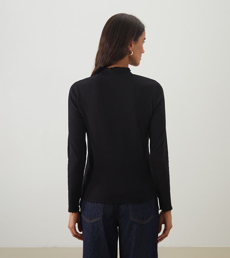 Solid Long Sleeves T-Shirt