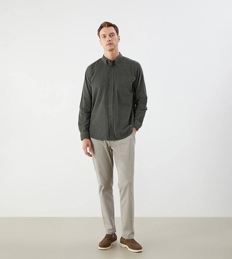 Solid Mid Rise Slim Fit Trousers