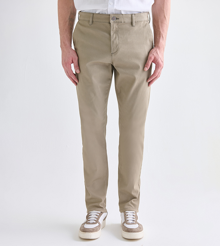 Solid Slim Fit Chino Trousers