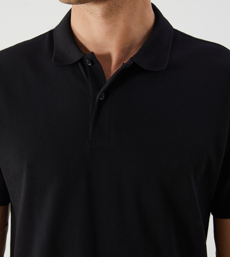 تيشيرت بولو سادة بكم قصير