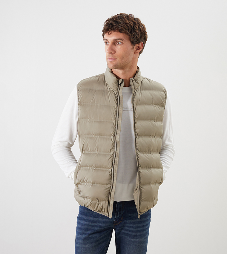 Solid Sleeveless Puffer Gilet