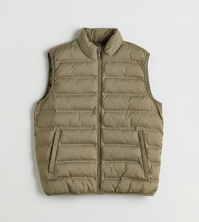 Solid Sleeveless Puffer Gilet