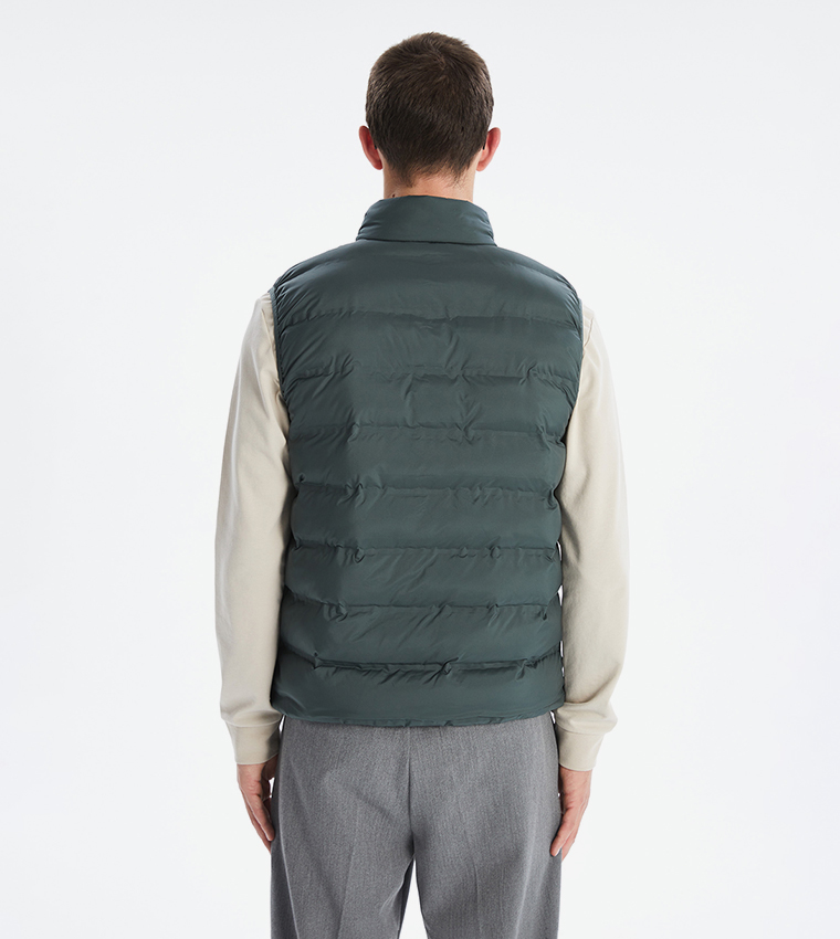 Solid Sleeveless Puffer Gilet
