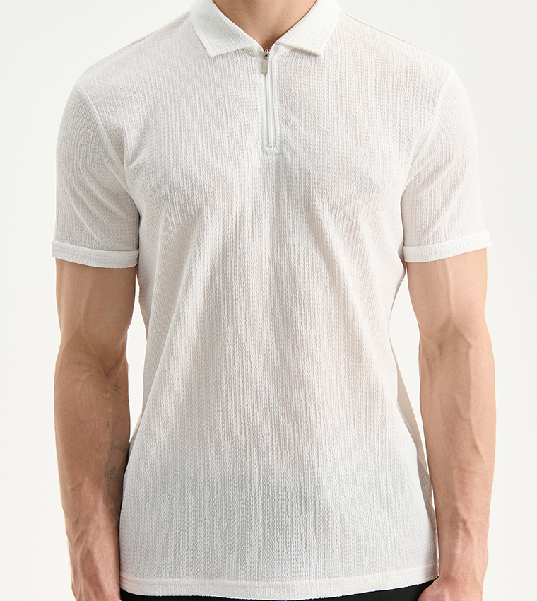 Textured Short Sleeves Polo T-Shirt