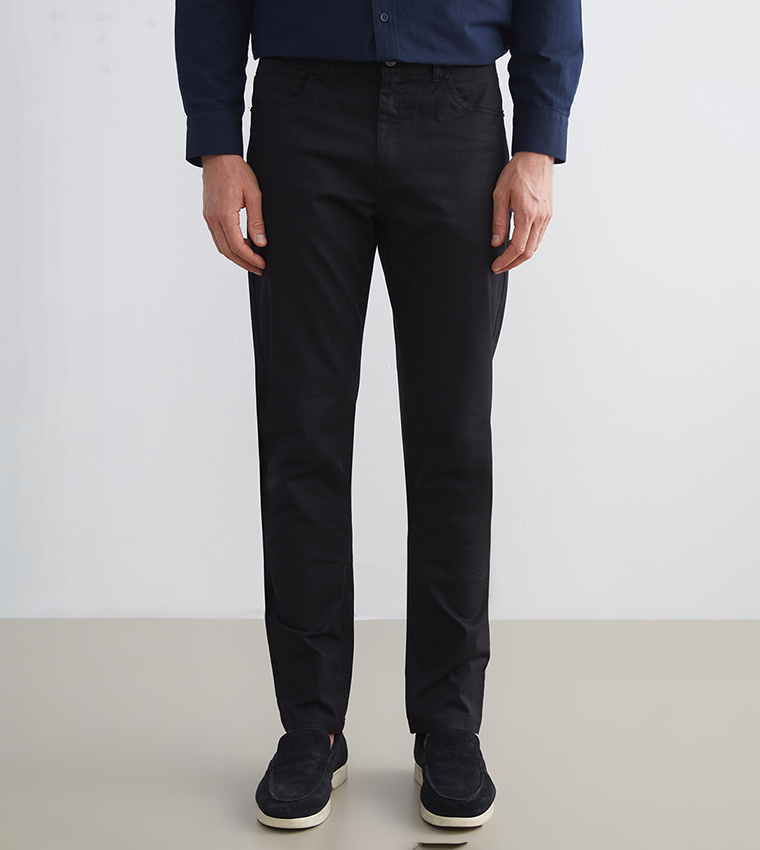 Solid Mid Rise Slim Fit Chinos