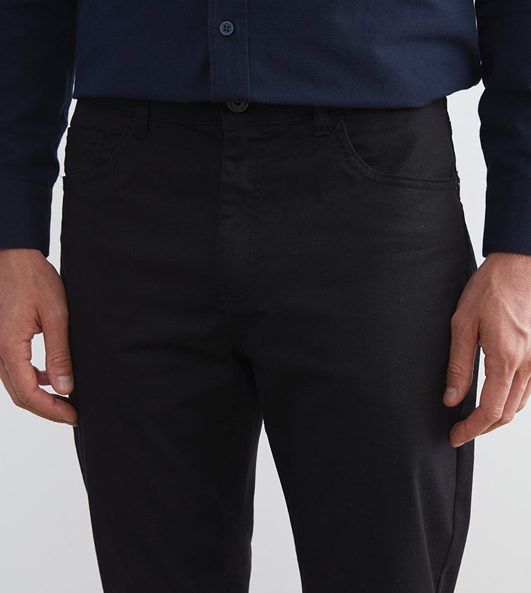 Solid Mid Rise Slim Fit Chinos