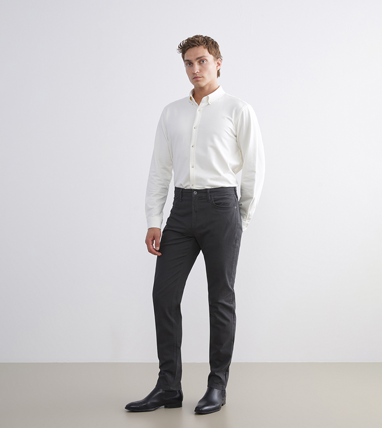 CLASSIC Solid Slim Fit Chino Trousers