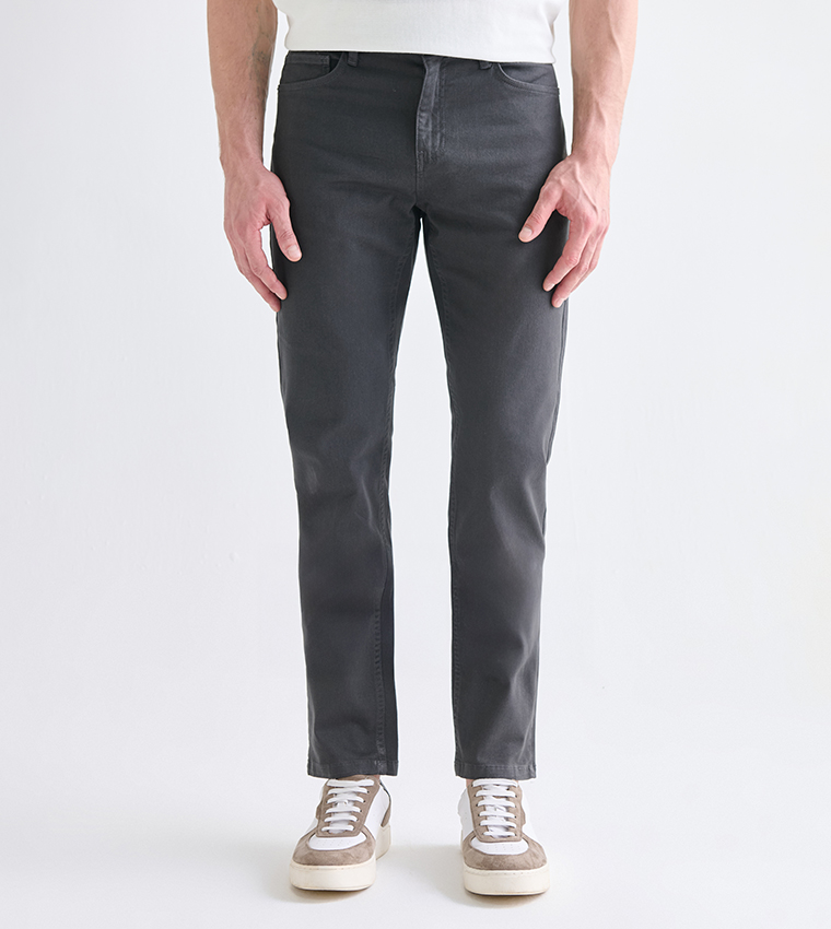 CLASSIC Solid Slim Fit Chino Trousers