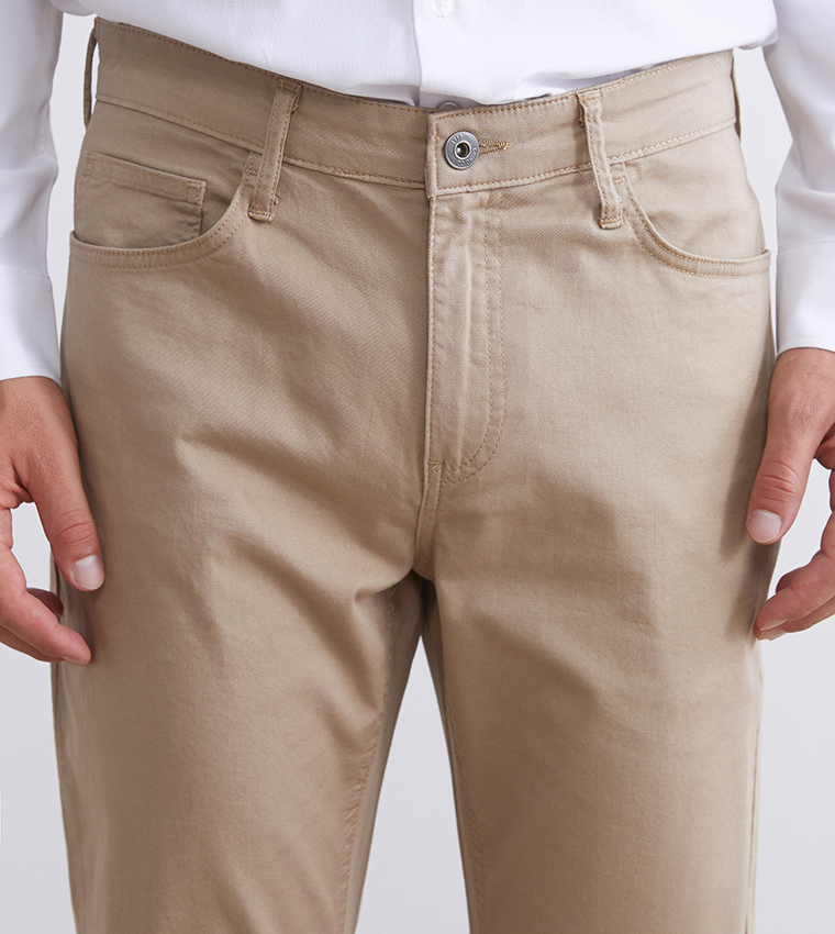 CLASSIC Solid Slim Fit Chino Trousers